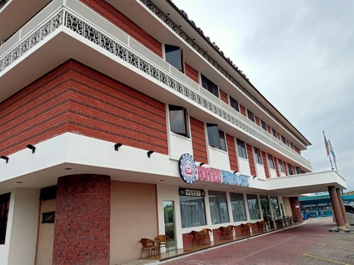 Super Oyo 90464 Borneo Suites Hotel 亞庇 外观 照片