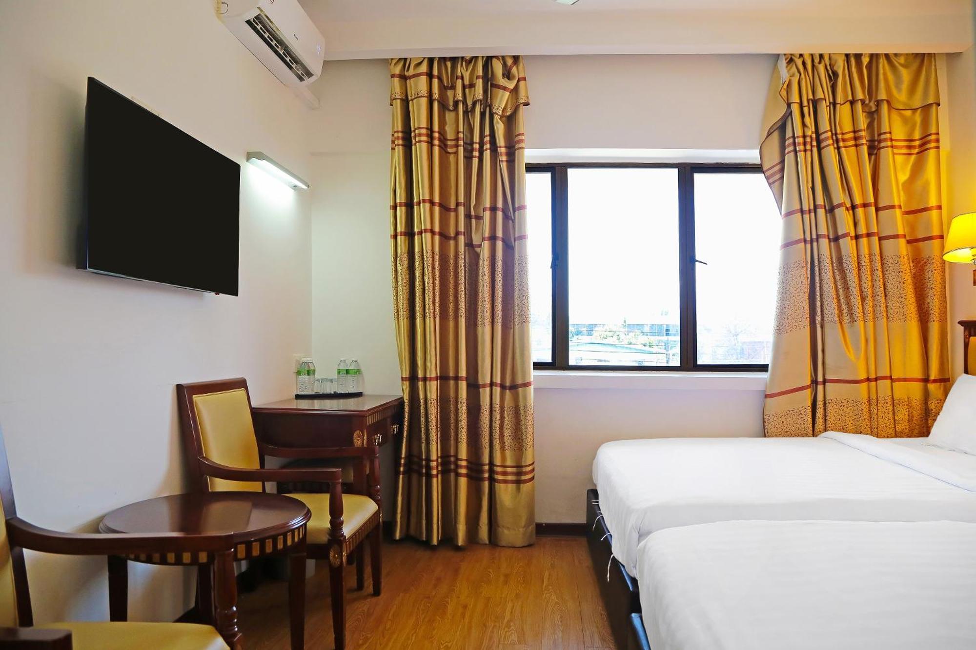 Super Oyo 90464 Borneo Suites Hotel 亞庇 外观 照片